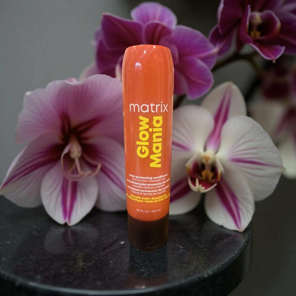 Matrix Glow Mania Color Protecting Conditioner 10.1 oz